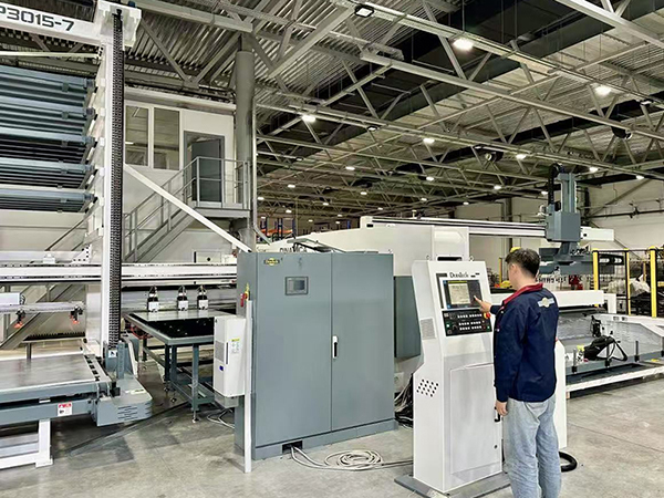 Linhas de produção automatizadas para empresas de processamento de chapas metálicas