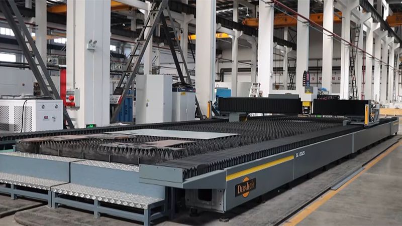 Máquina de corte a laser de fibra CNC de mesa grande da futura série L
